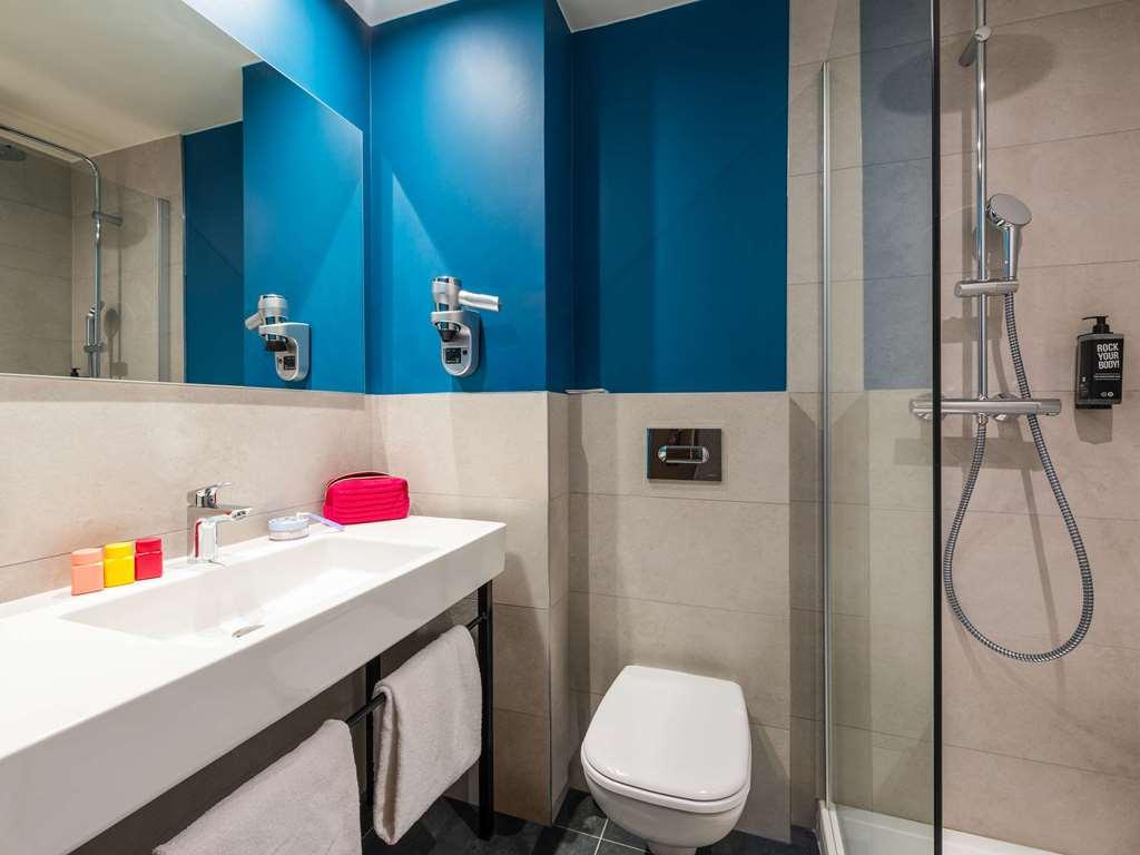 Ibis Nuits Saint Georges Hotel Room photo